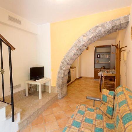Domus Aurea Borgo House Apartment Cefalu Exterior photo