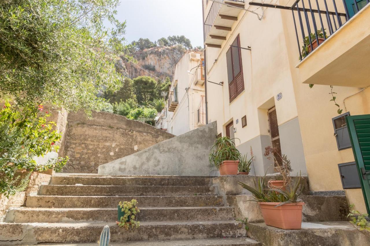 Domus Aurea Borgo House Apartment Cefalu Exterior photo